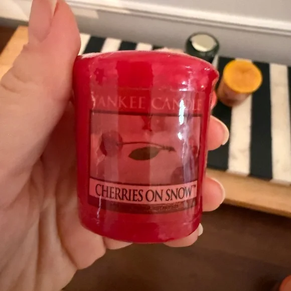 Vintage Yankee Candle Christmas Lot small candles lot of 9 As Is! - Picture 6 of 10